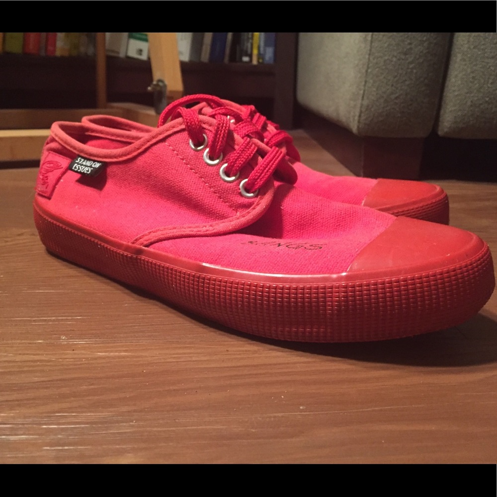 Red Bangs sneakers size 7!